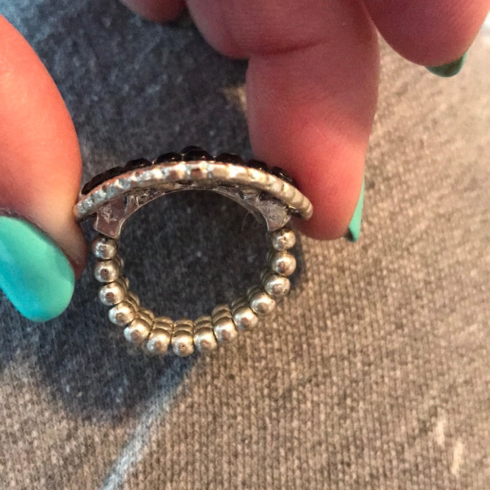 Ring - Picture 3 of 4